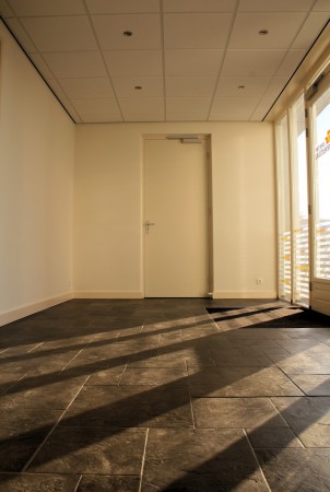 scheidings hal woning bedrijfspand